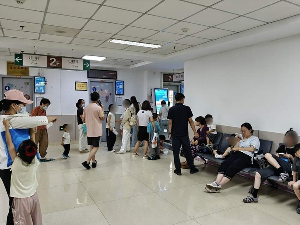 探访济南多家医院及药店 有医院儿科三伏贴半天即售罄