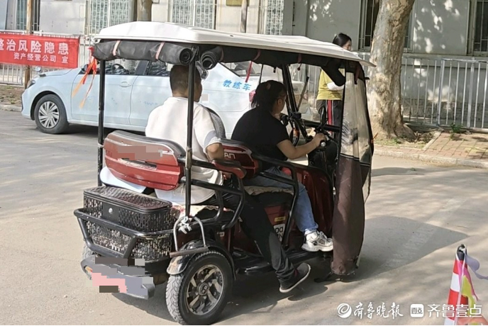 残障人士驾考蹲点：油门刹车改手控，他们努力握住“自由”的方向盘