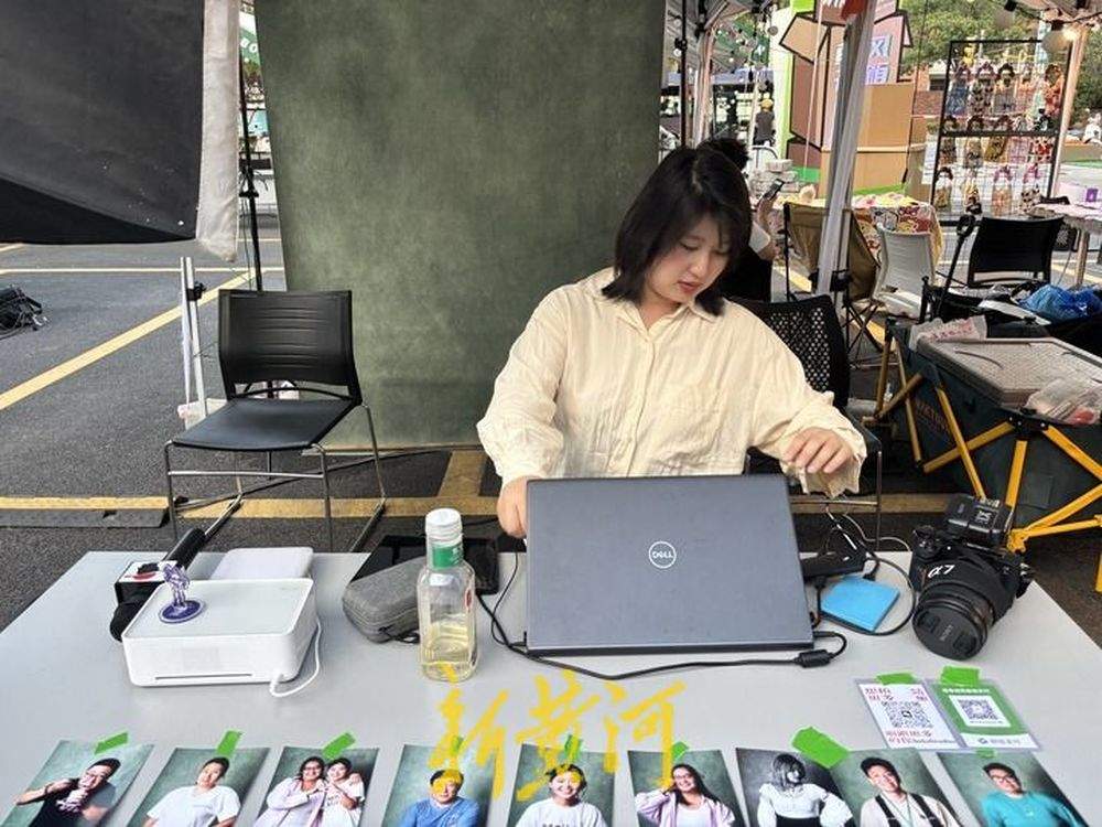 为大学生设免费摊位，白天停车晚上成市集！济南二环南“南风开箱市集”开放