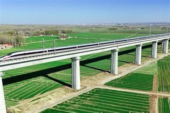 济南今年推进13条高速公路建设，经十路东延年内通车