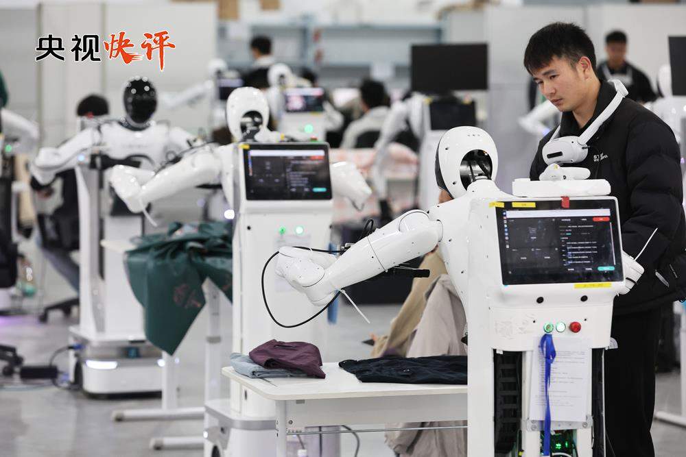 央视快评丨以更大力度更实举措加强基础研究