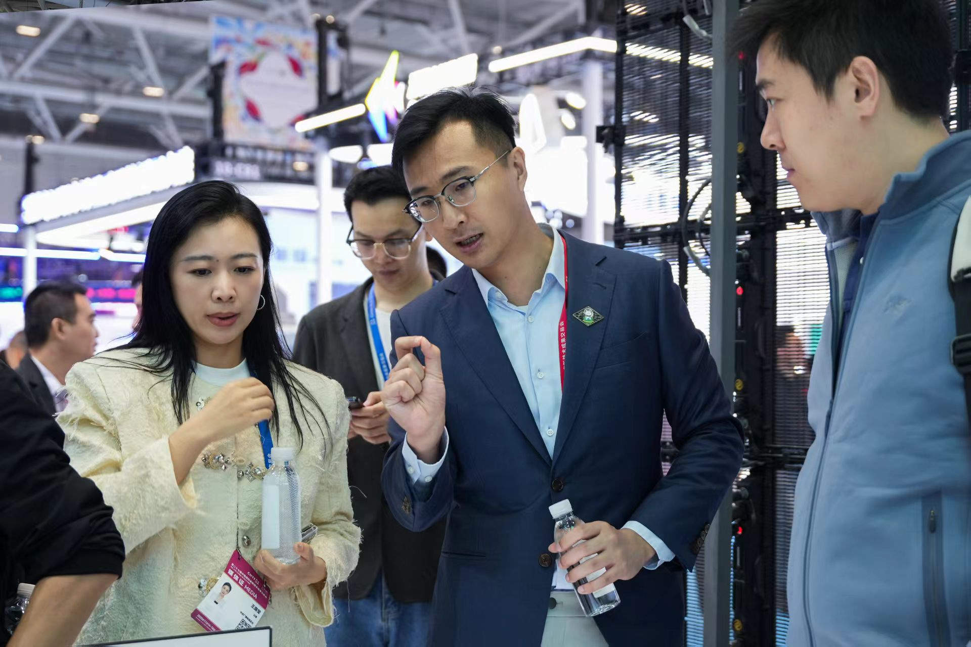 伯恩光学“方寸天工”闪耀高交会，多项技术革新引领行业新趋势