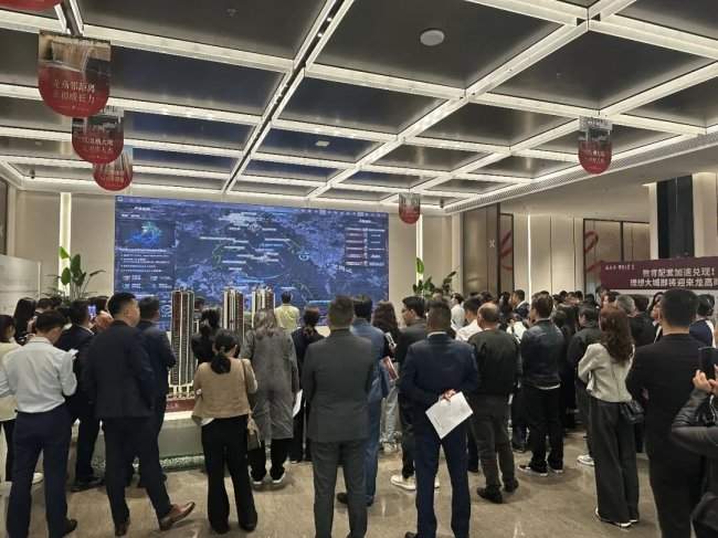 实景兑现领跑深圳楼市，金光华凤凰九里以五大维度构筑人居标杆