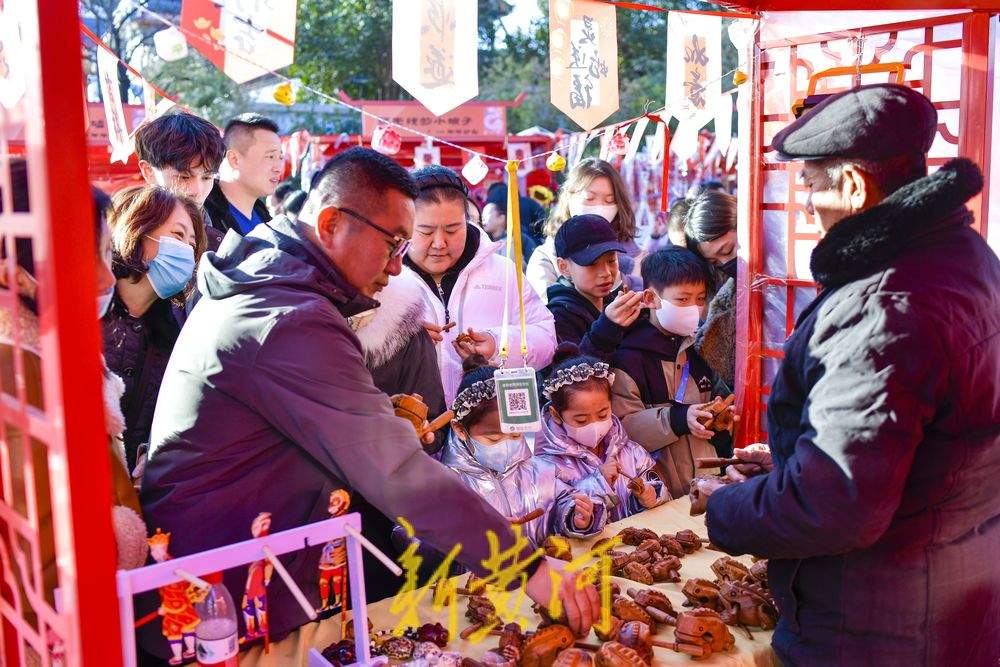 “泉”在济南过大年｜新春庙会感受最热闹的人间烟火气