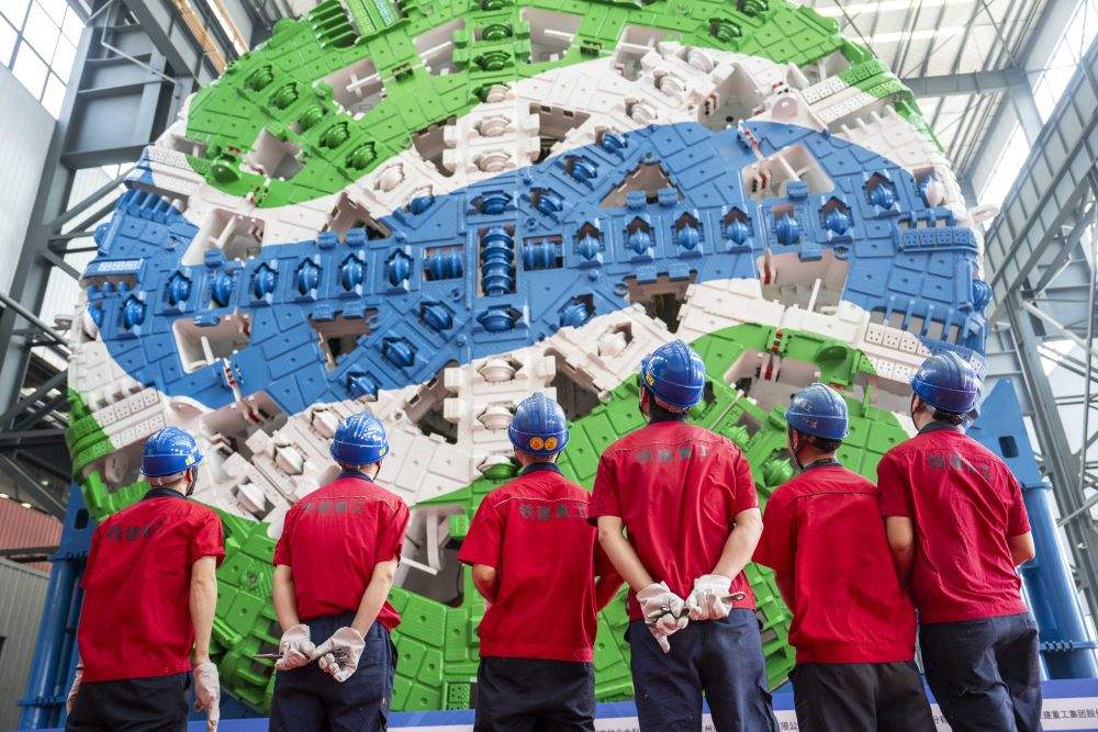 奋力实现“十五五”良好开局——中国经济圆桌会共话贯彻落实中央经济工作会议精神