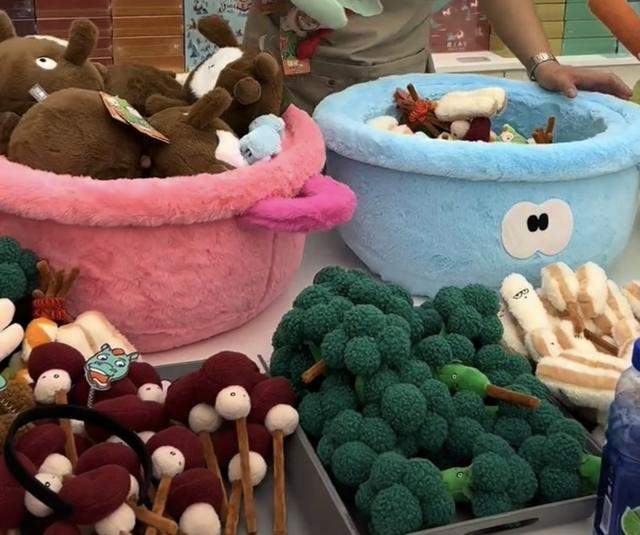 仪式感满满!甘肃博物馆一本正经卖“玩偶麻辣烫” 中国人自己的jellycat