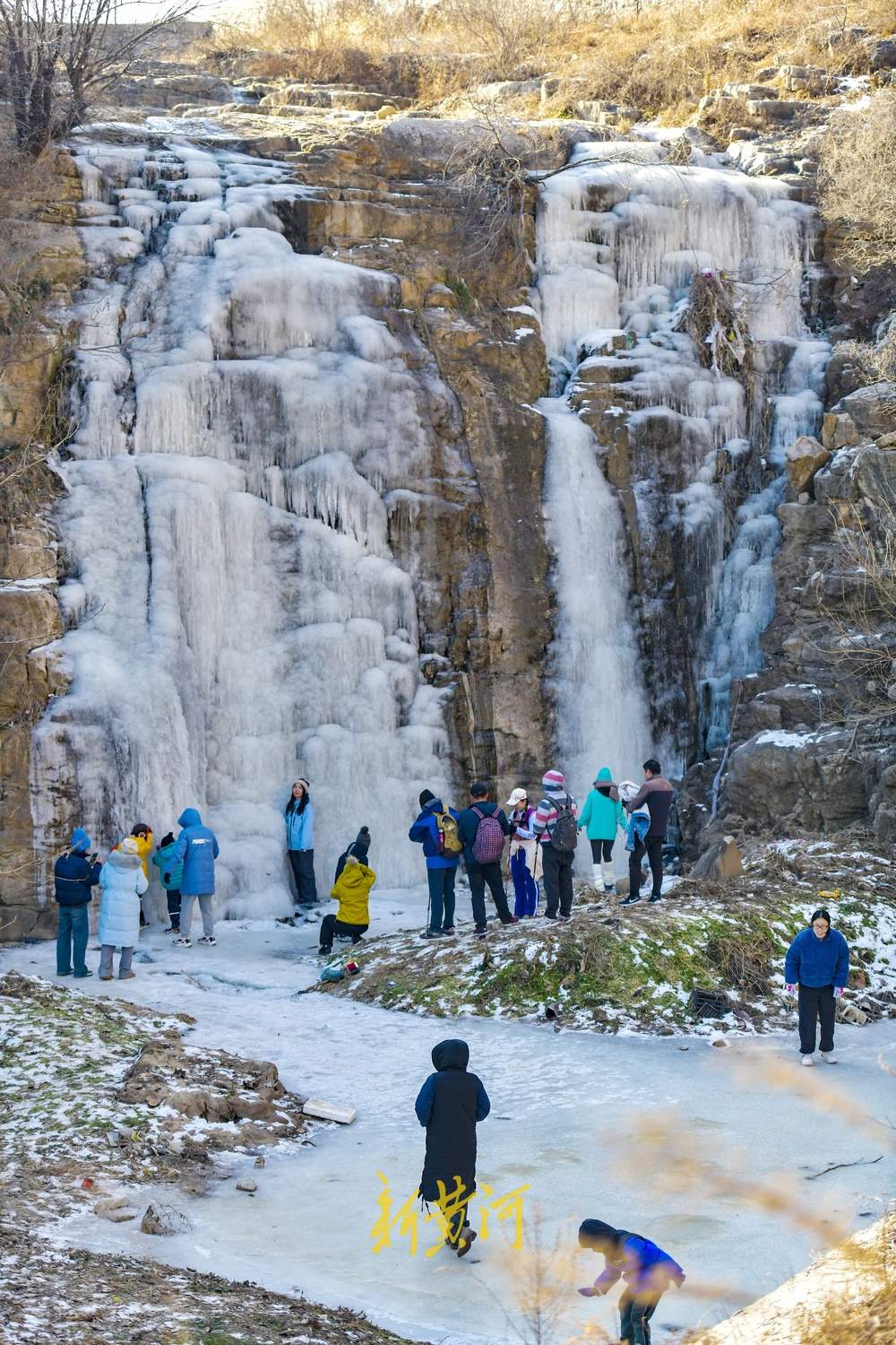 哈尔滨？济南！泉城市区这里藏着一处“冰河时代”