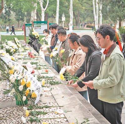 铭记二战历史 传承深厚友谊