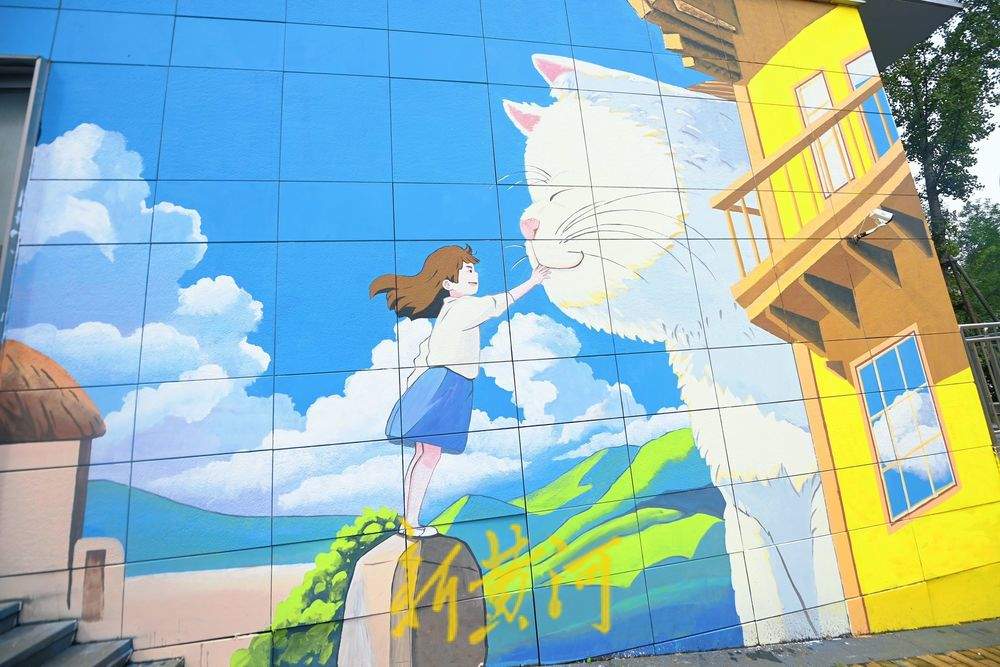 济南“上新”梦幻彩绘亮相老城区