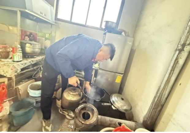 惠民活动暖人心 温情守护不止步