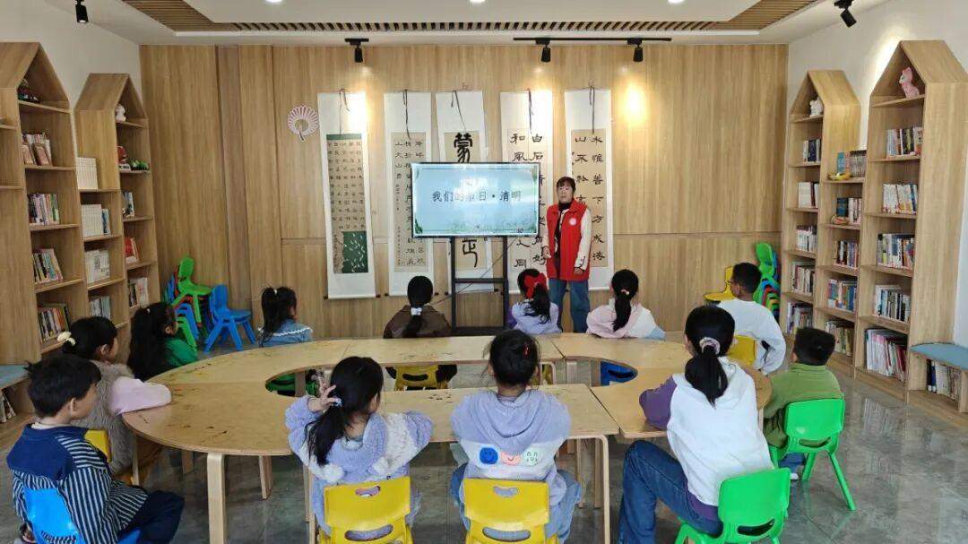 建起来、用起来、活下去：1010间城乡书房“安身记”