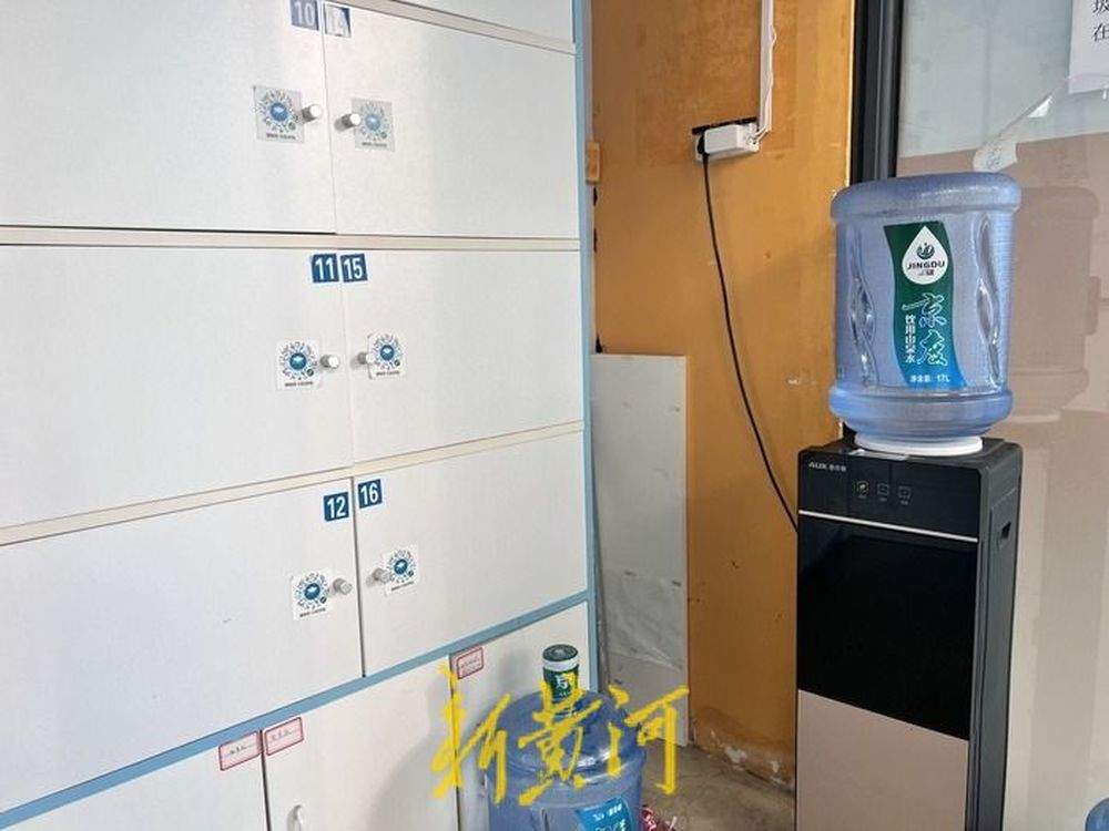 考研旺季付费共享自习室火爆，记者实探：热门地段一座难求，月卡最高超千元