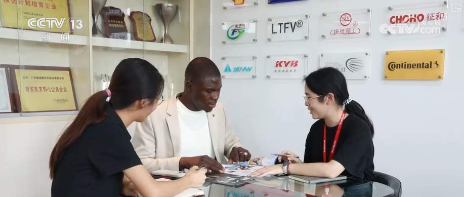 “爆款”“上头”！多维度观察 外贸凭借“硬核支撑”铺开全球贸易“网络”