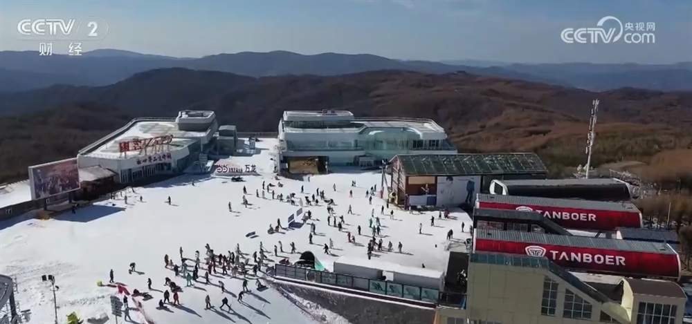 “冷资源”持续释放“热效应” 冰雪经济蕴含巨大商机激荡消费活力