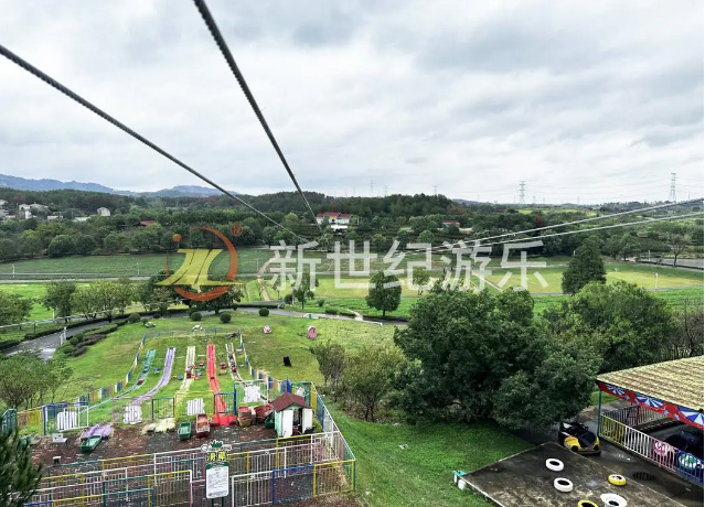 新世纪游乐：高空滑索、悬崖秋千、空中飞艇，景区该上哪个？