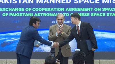 打开2025的记忆盒子｜这些奔赴，让星河不再遥远