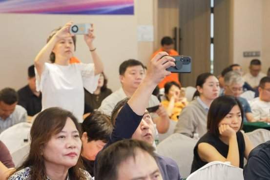 大势共生，成人达己——银发经济高质量发展暨家居适老化服务创新研讨会在济南圆满落幕