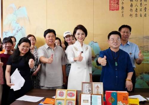霸榜！张泉董事长与济南广电主持人海沫直播稳居抖音带货榜第一名