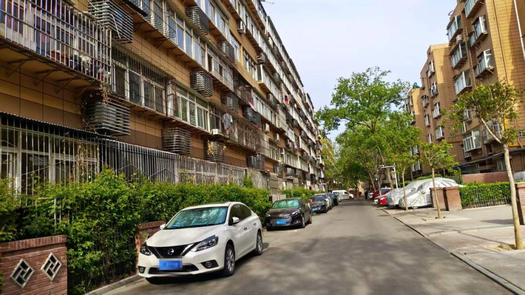 破局停车之困：济南一开放式老旧社区的治理突围战