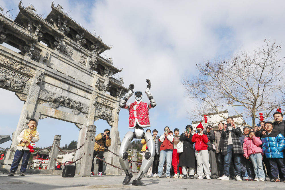 贺新春！“马”不停蹄竞出游