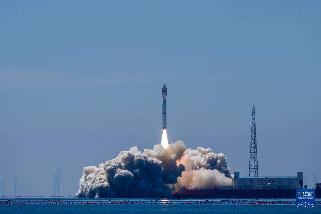 我国成功发射东方慧眼高光谱01、02星
