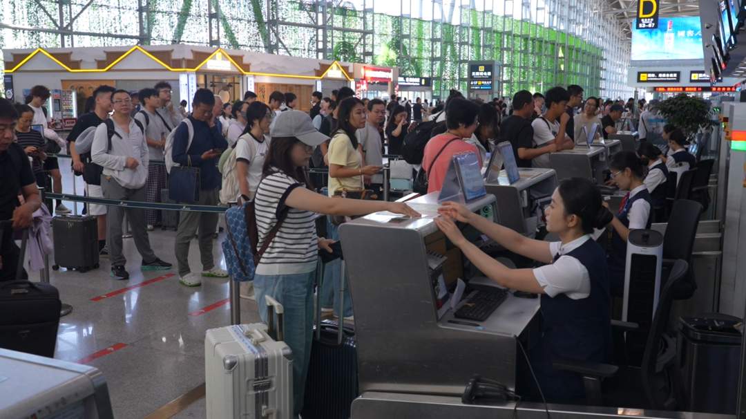 暑运新逻辑：从“等客来”到“随客走”