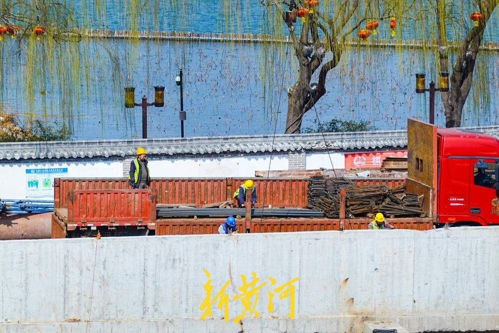 济南地铁6号线大明湖站建设推进 为避让考古遗址车站整体下压埋深