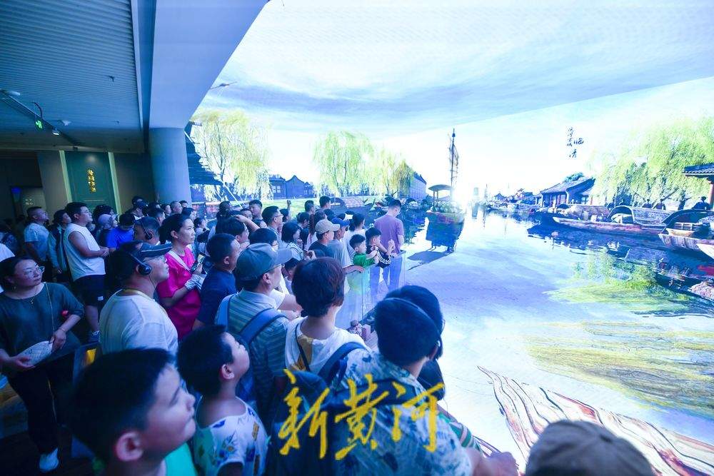 暑期文化场馆研学游火热 学生组团开启文化游 