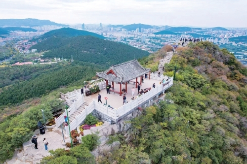 千佛山城市观景平台上新了