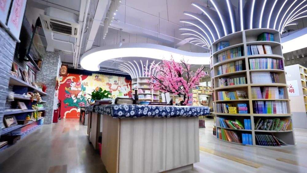 暑期经济多点开花：文化消费、避暑经济、研学热潮共燃夏日活力