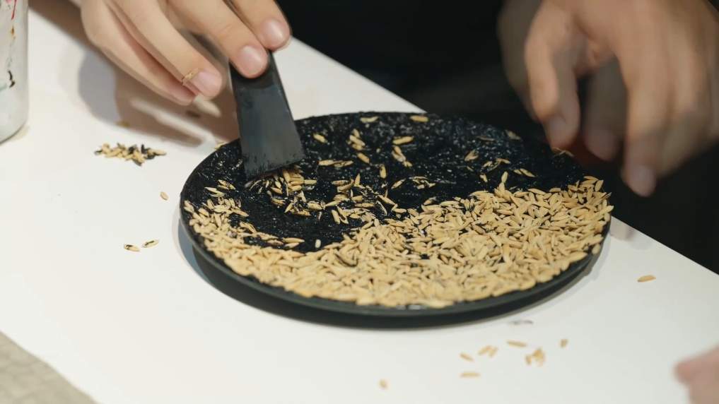 文化中国行｜外国友人解锁福州非遗密码：一漆凝匠心