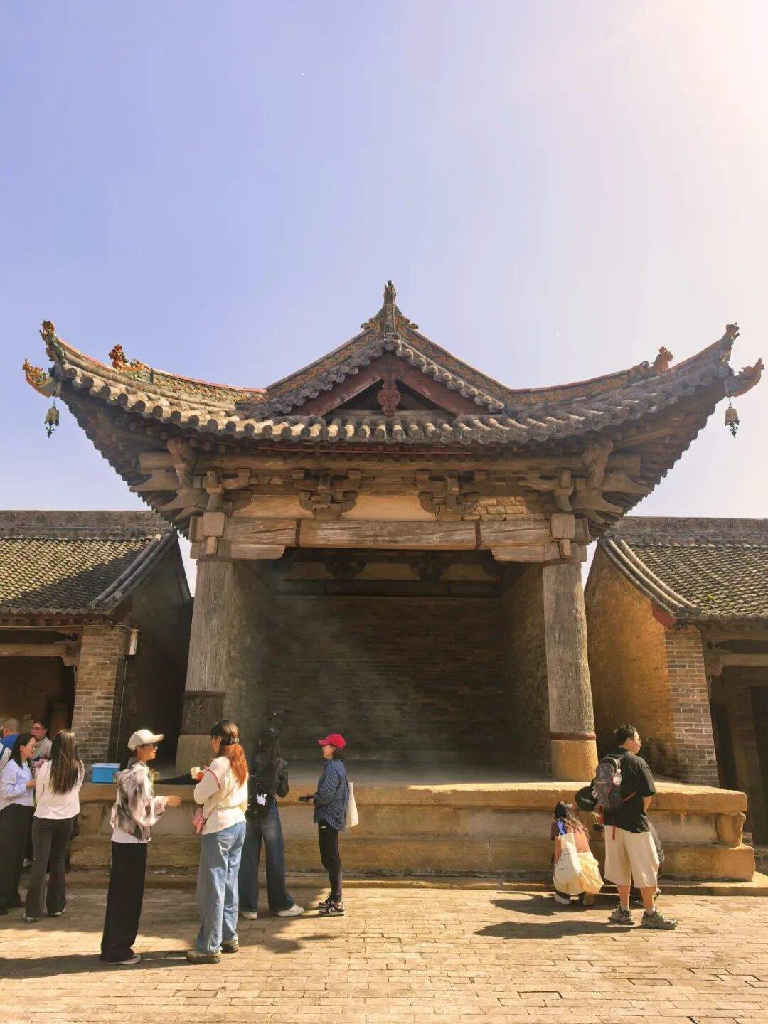 【何以中国·屋檐上的文脉】屋檐藏文脉 古台续新声