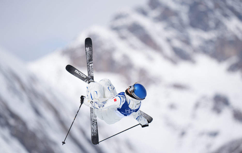  0.38分之差 “做到最好”的谷爱凌坡障摘银