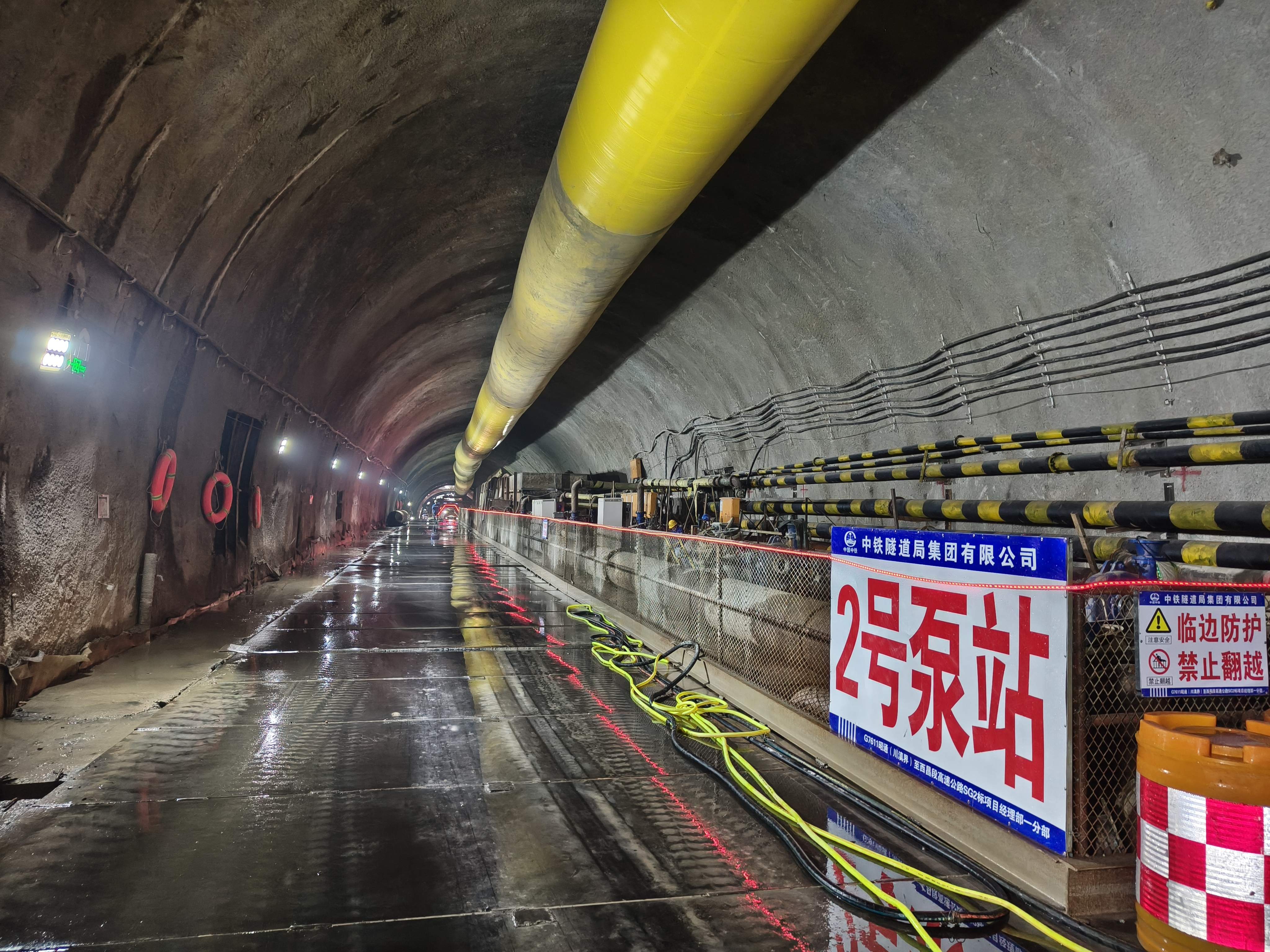 国内穿越地层最多的隧道今日贯通