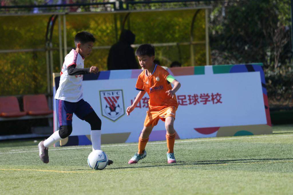 追光丨助力U17国足闪耀亚洲杯，这所足球学校人才辈出