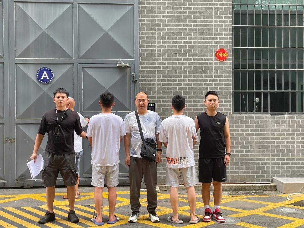 “认养黑猪”就“返利”? 警惕新型网络传销!