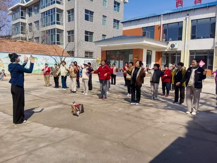 家门口免费学美妆美发、视频剪辑、戏剧书法，这个春天，济南多了92家“文化馆”