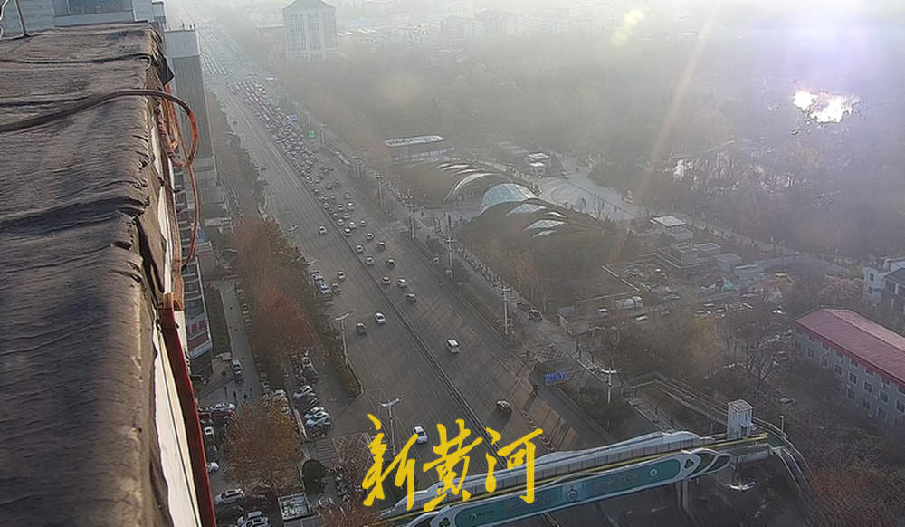 地铁新线“地下分流”、信号调优“地上提速”，济南经十路高峰拥堵下降19.22%