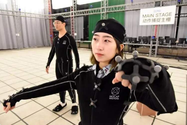 南来北往、热辣滚烫……你爱看的“电子年货”山东承包了