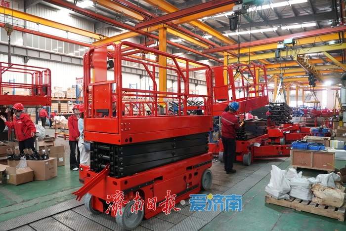 以科技为翼 逐梦工业苍穹，矗峰重工迅速崛起成为国内升降平台产业领军者