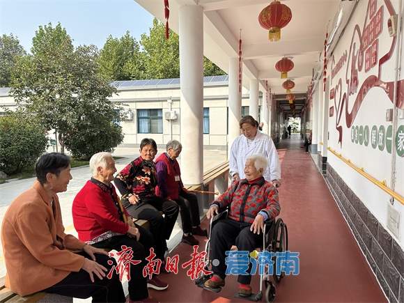 项目引擎轰鸣 万亿之城再越新峰