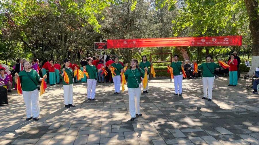 济南公园假期接待游客82.67万人次