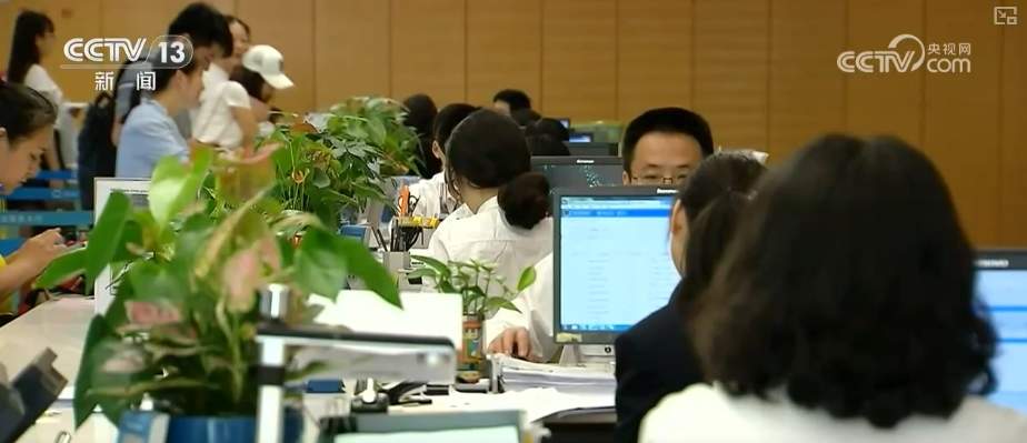 《民营经济促进法》如何破除市场壁垒？怎样为民营企业保驾护航？解读→