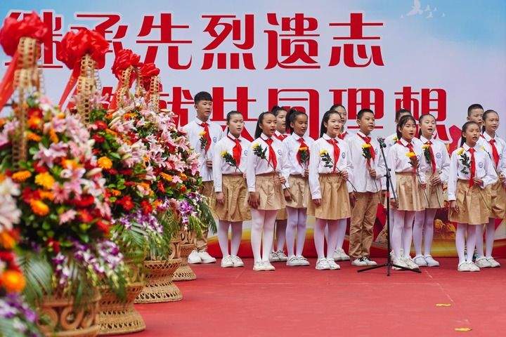 “孩子们成长得更好，是我们最大的心愿”——以习近平同志为核心的党中央关心少年儿童成长和少先队工作纪实