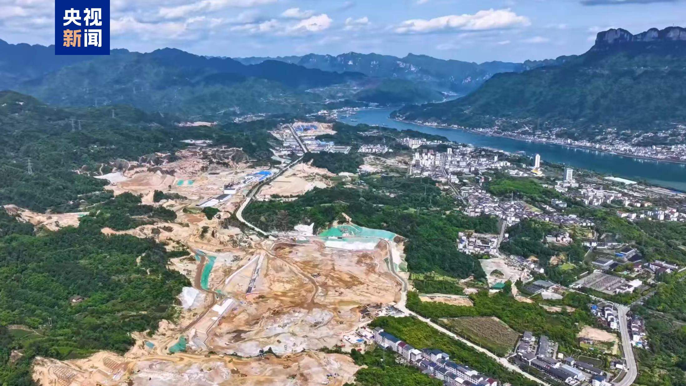 进度条刷新 三峡枢纽新通道先行开挖区开挖进度过半