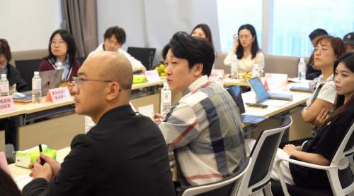 虎邦辣酱品牌研讨会顺利召开 青岛媒体应邀聆听企业脉搏