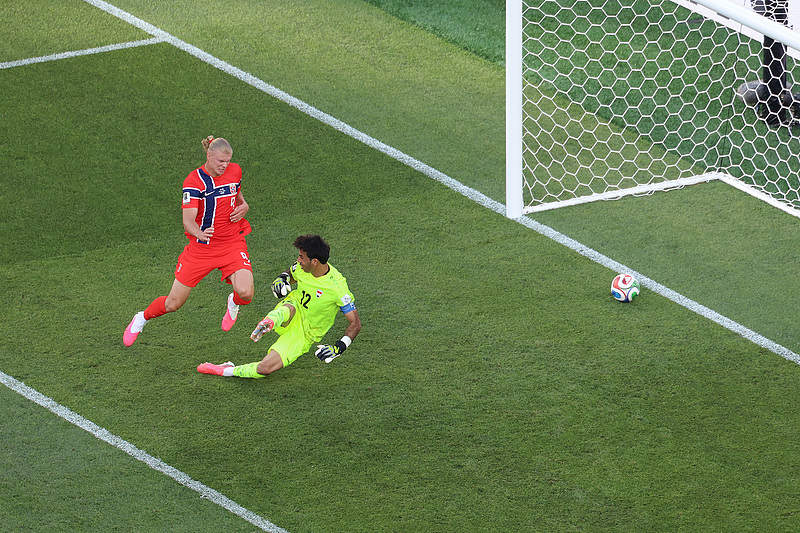 哈兰德世界杯首秀独中两元 挪威4-1战胜伊拉克