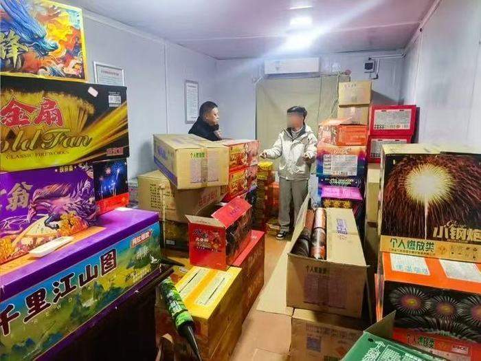文明是过节最好的底色，济南严查烟花爆竹违法行为