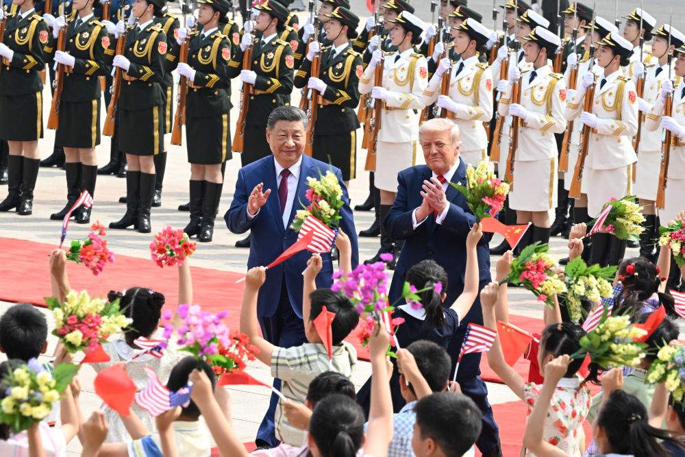 微镜头·中美元首在北京举行会谈｜“让2026年成为中美关系继往开来的历史性、标志性年份”