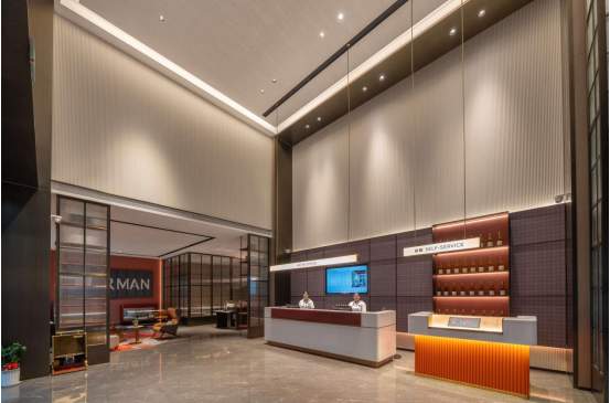 陌生城市拥抱温暖旅居体验，这家柏曼酒店开业两年维持客评高分